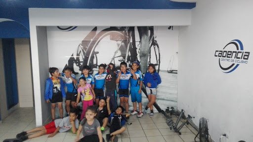 CADENCIA Escuela de ciclismo B. C., Pza Mundo Divertido, local 74, la, Guadalajara, Tijuana, B.C., México, Escuela deportiva | BC