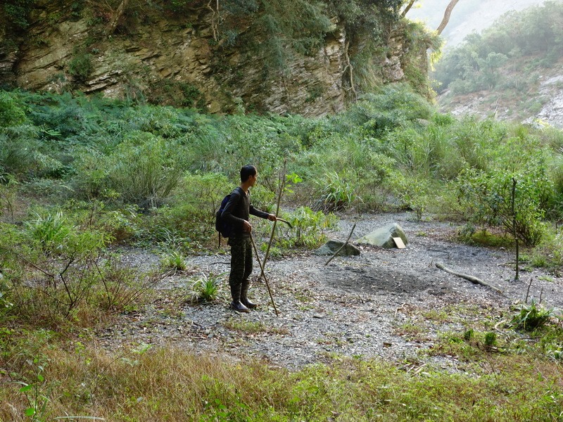 2014_0101-0105 萬山神石、萬山岩雕順訪萬頭蘭山_0880