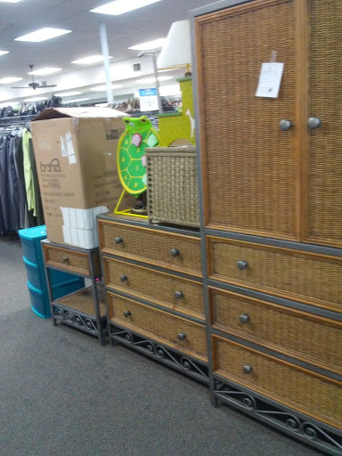 Thrift Store «Goodwill», reviews and photos