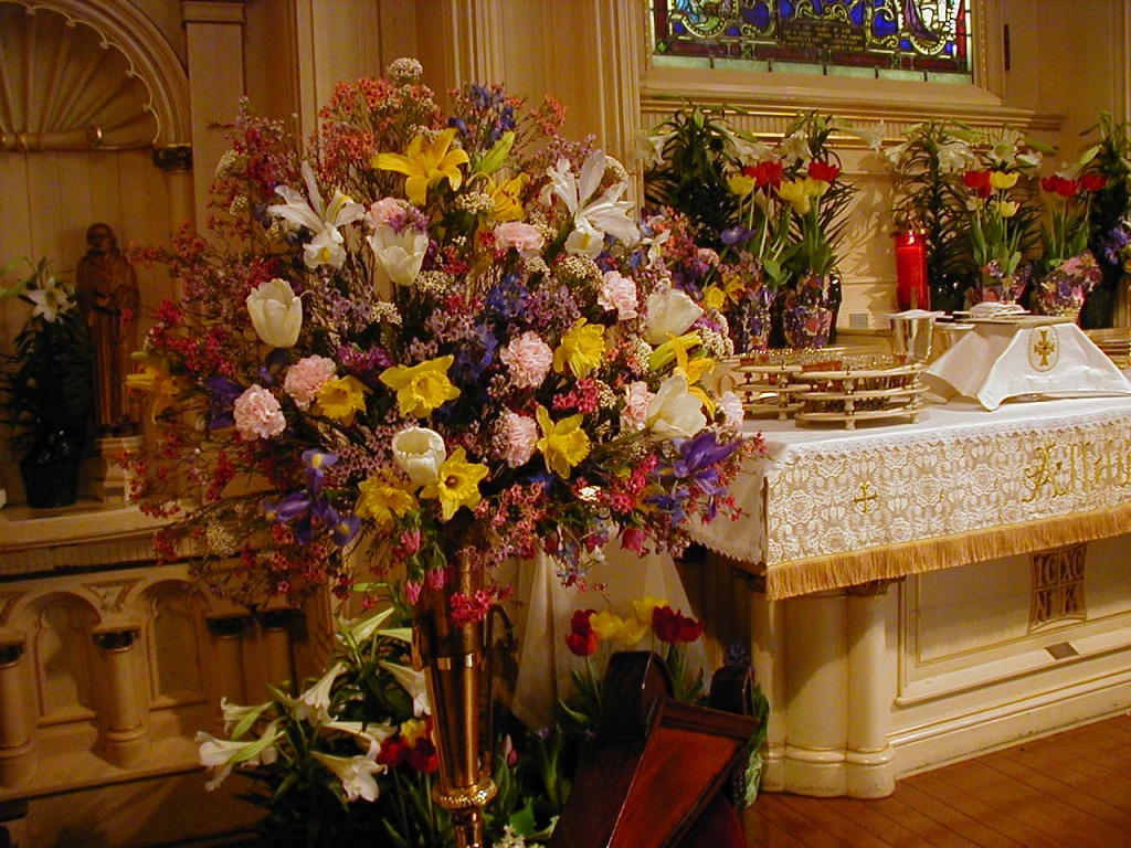 Church-Wedding-Flower-