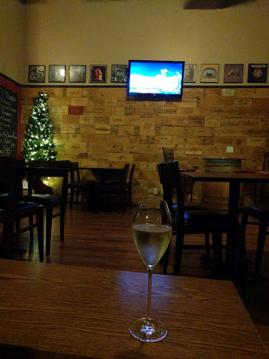 Wine Bar «Off the Vine», reviews and photos, 491 W 6th St #103, San Pedro, CA 90731, USA