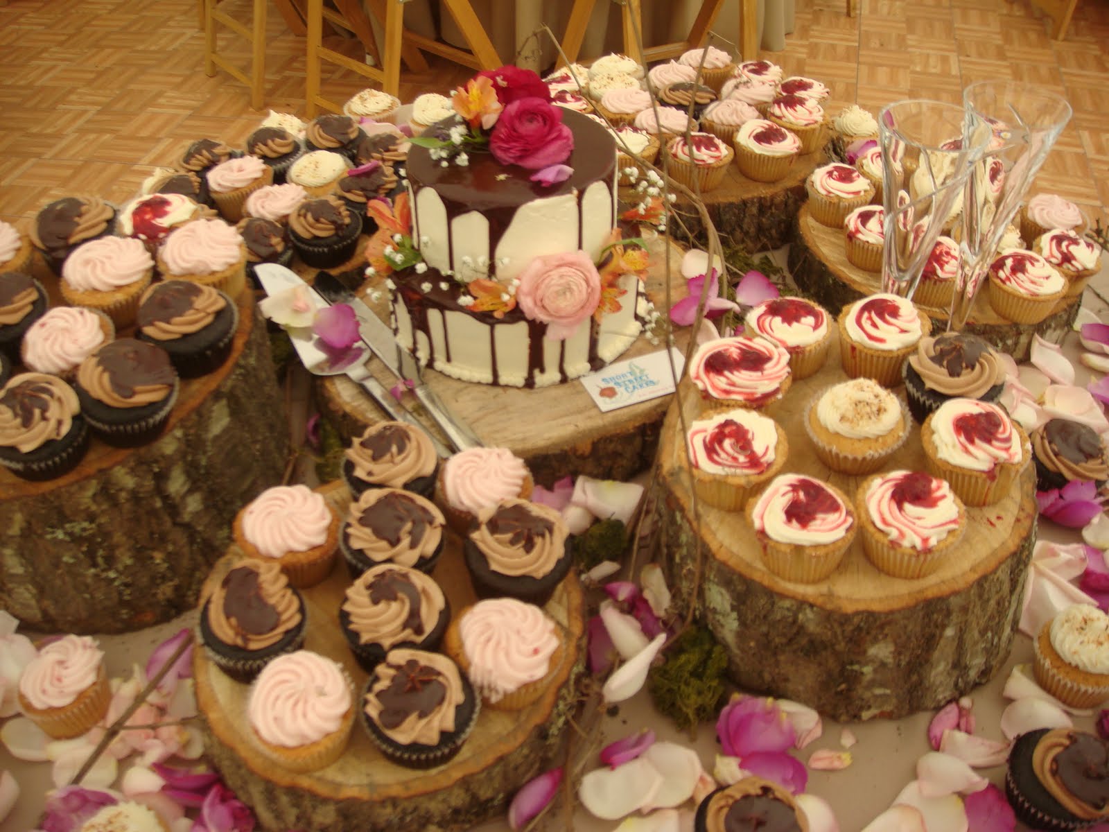 cakes of wedding