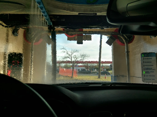 Car Wash «Crystal Clean Carwash», reviews and photos, 10779 Potranco Rd, San Antonio, TX 78251, USA