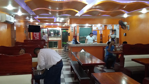 Pizzas Tauro, Boulevard Leandro Rovirosa Wade 348, Vicente Guerrero, 86350 Comalcalco, Tab., México, Pizza a domicilio | TAB