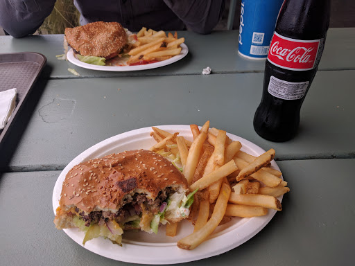 Hamburger Restaurant «Burger My Way», reviews and photos, 13600 Mountain House Rd, Hopland, CA 95449, USA