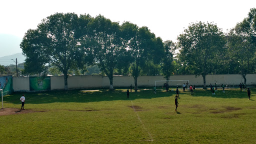 Campo Municipal Miguel Hidalgo, Calle 5 Sur, La Luz, 94460 Ixtaczoquitlán, Ver., México, Campo de fútbol | VER