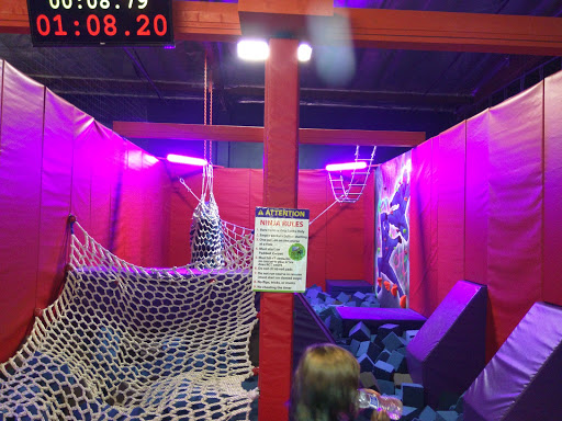 Amusement Center «Sky High Sports Woodland Hills», reviews and photos, 6033 De Soto Ave, Woodland Hills, CA 91367, USA