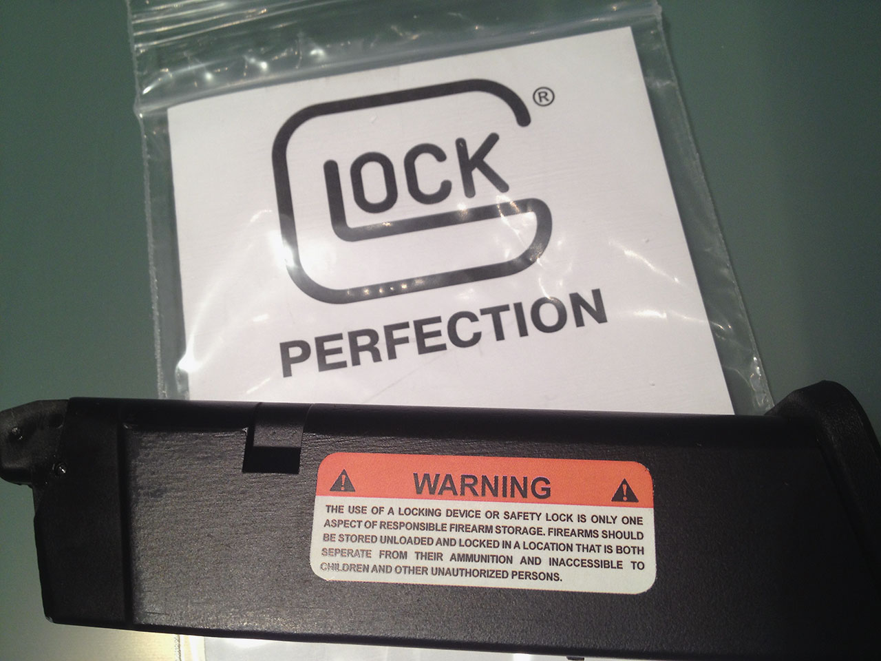 ppc_glock_17_retail_mags_warning_sticker