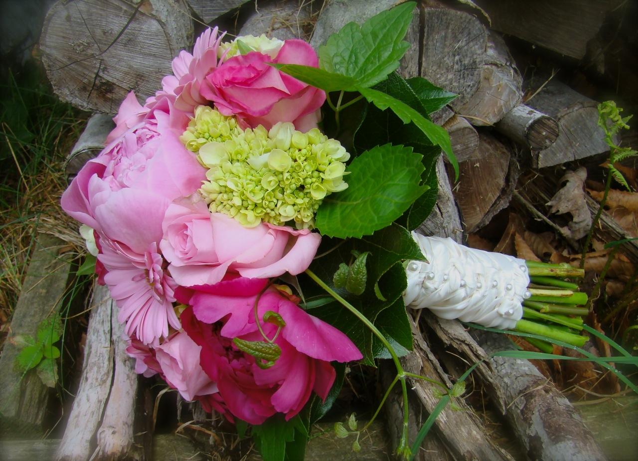 gerber daisy bridal bouquet