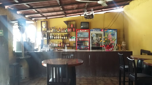 RESTAURANT BAR CABALLO BLANCO, Tehuacán-Federal Puebla 21, San Lorenzo Teotipilco, 75855 Tehuacán, Pue., México, Pub restaurante | PUE