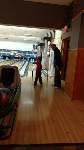 Bowling Alley «Howell Bowl-E-Drome», reviews and photos, 907 E Grand River Ave, Howell, MI 48843, USA