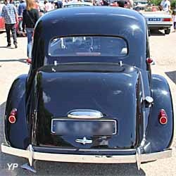 [Citroen-Traction-11-BL-1952-malle-bo%255B1%255D.jpg]