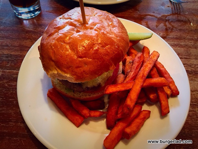 Drouthy's Scotsman Burger