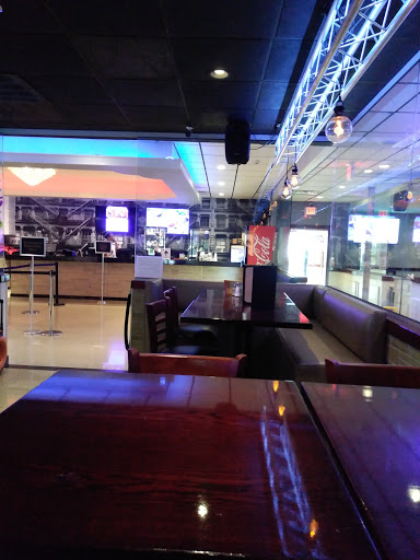 Pizza Restaurant «Crossroads Pizza 1», reviews and photos, 3765 Main St, Bridgeport, CT 06606, USA