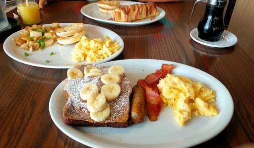 Breakfast Restaurant «Egg Harbor Cafe», reviews and photos, 1310 American Ln, Schaumburg, IL 60173, USA