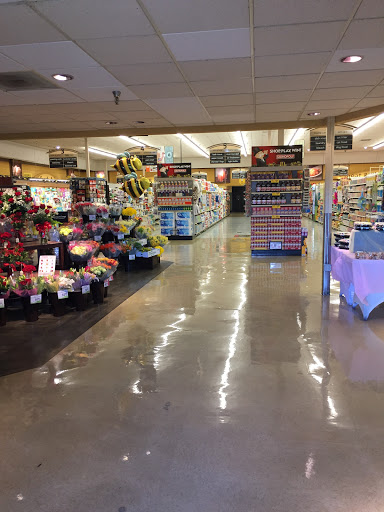 Grocery Store «Safeway», reviews and photos, 1767 E Prince Rd, Tucson, AZ 85719, USA