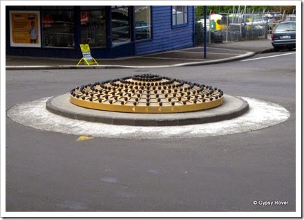 Waihi roundabout made with sculpured steel balls from Marthas Mine