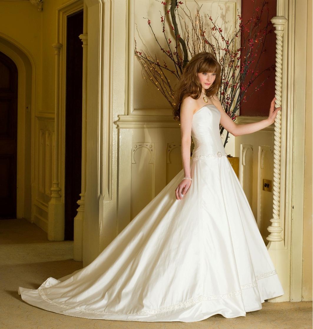 wedding gown designers,