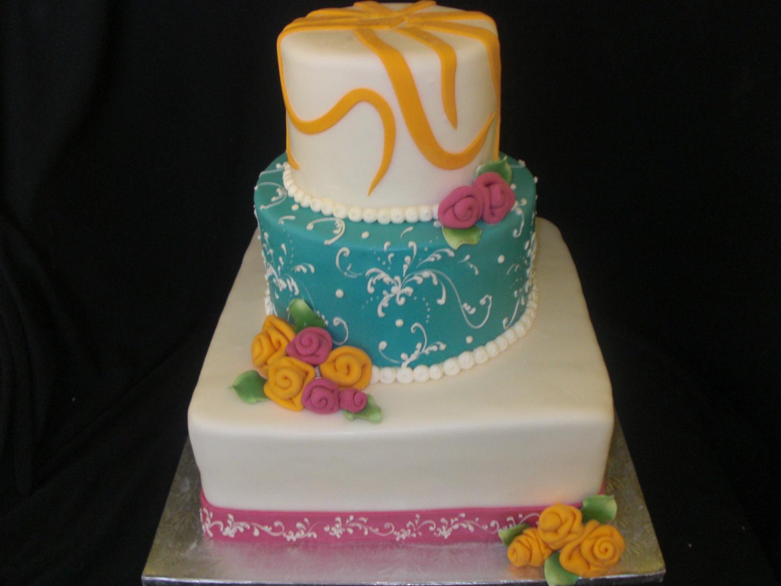 las-vegas-wedding-cake-with-