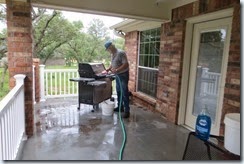 Cleaning Porch Railing and Grill-006