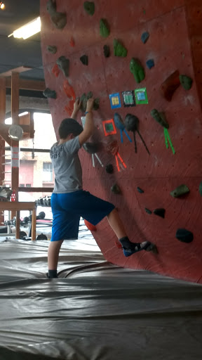 Gym «Climb Tacoma», reviews and photos, 102 S 24th St, Tacoma, WA 98402, USA