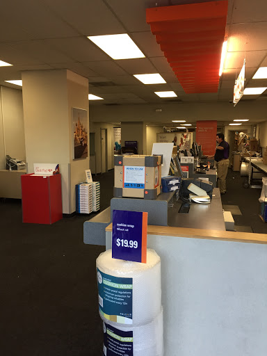 Shipping and Mailing Service «FedEx Office Ship Center», reviews and photos, 15720 Ventura Blvd Suite 102, Encino, CA 91436, USA