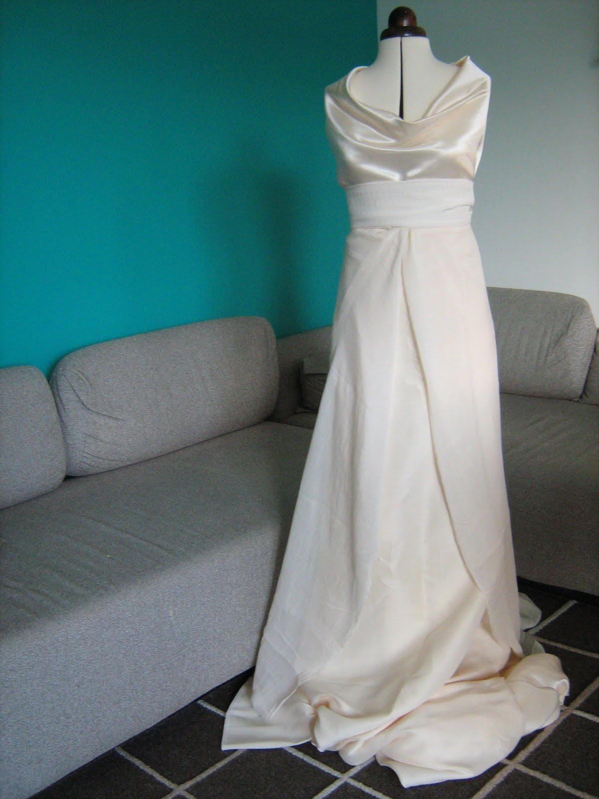 Re: Wedding dress pattern for