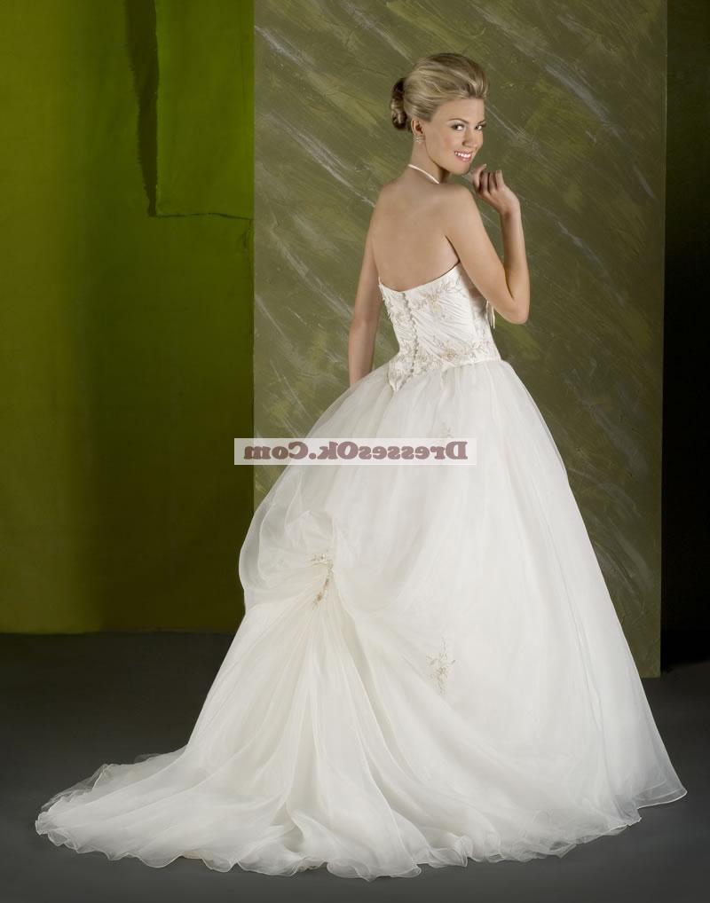 Cute ball gown halter top chapel organza embroidery wedding dresses