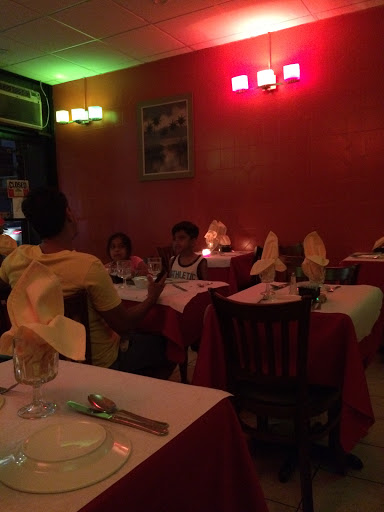 Indian Restaurant «India House», reviews and photos, 586 Nostrand Ave, Brooklyn, NY 11216, USA