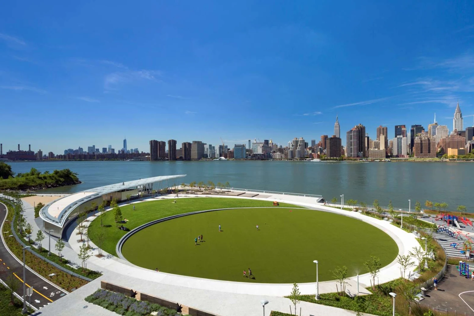 03-Hunters-Point-South-Waterfront-Park-by-Thomas-Balsley-Associates-and-Weiss/Manfredi