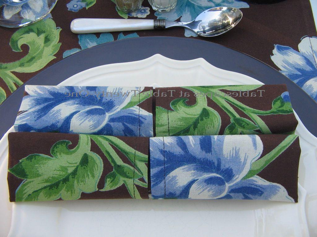napkin folding designs wedding