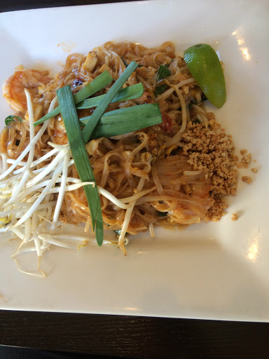 Thai Restaurant «Chedi Thai Bistro», reviews and photos, 737 Pearl St #110, La Jolla, CA 92037, USA