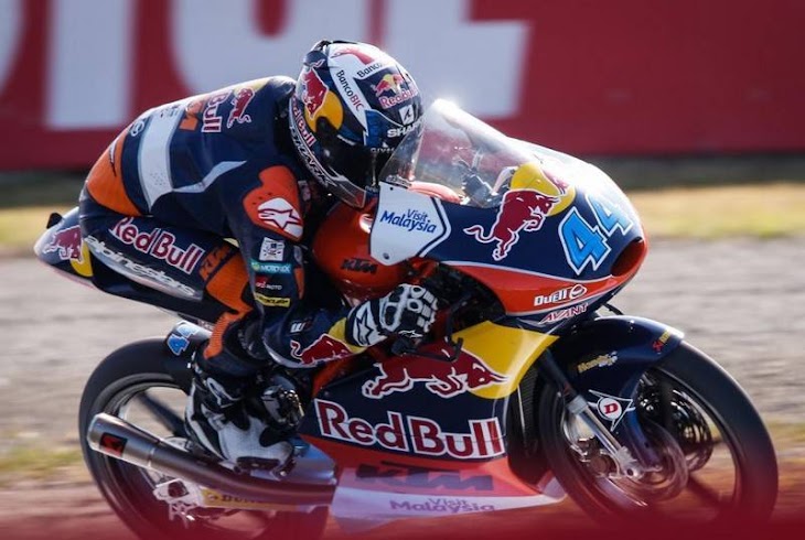 motogp-fp3-2015valencia-oliveira-gpone.jpg