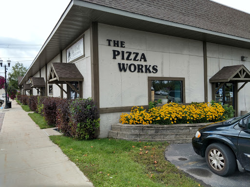 Pizza Restaurant «Pizza Works Sandwich & Deli», reviews and photos, 31 NE 3rd St, Grand Rapids, MN 55744, USA