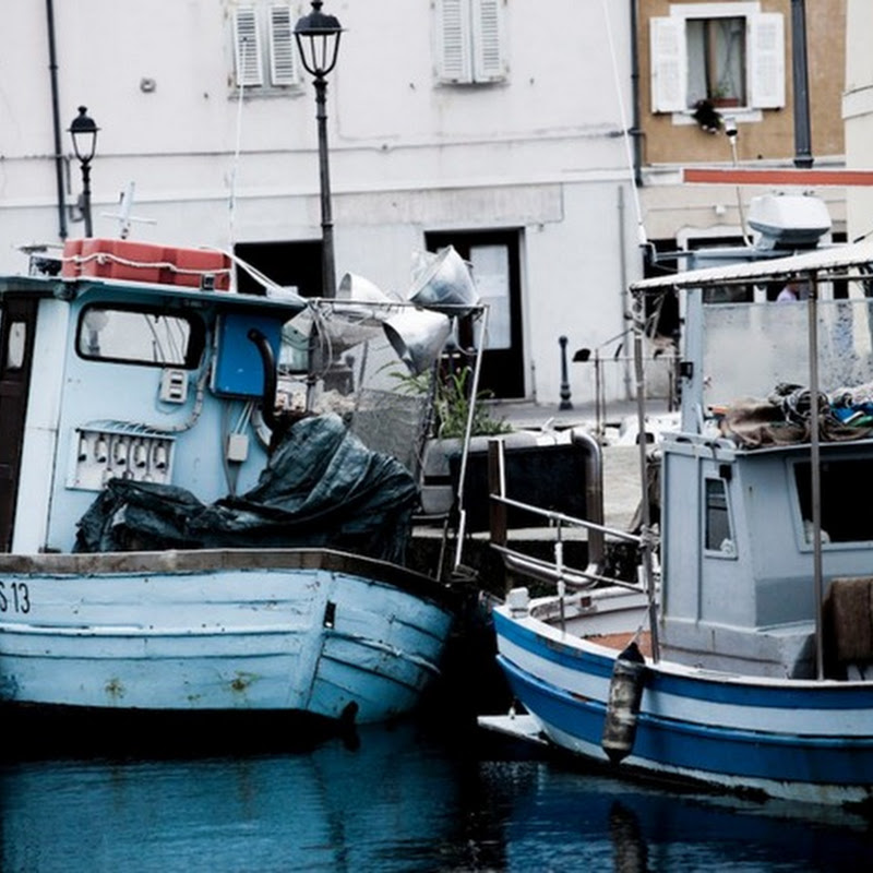 Muggia è un fazzoletto in un fazzoletto, al confine di tutto.