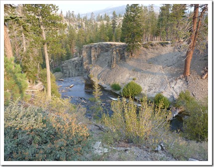 Rainbow Falls CA hike