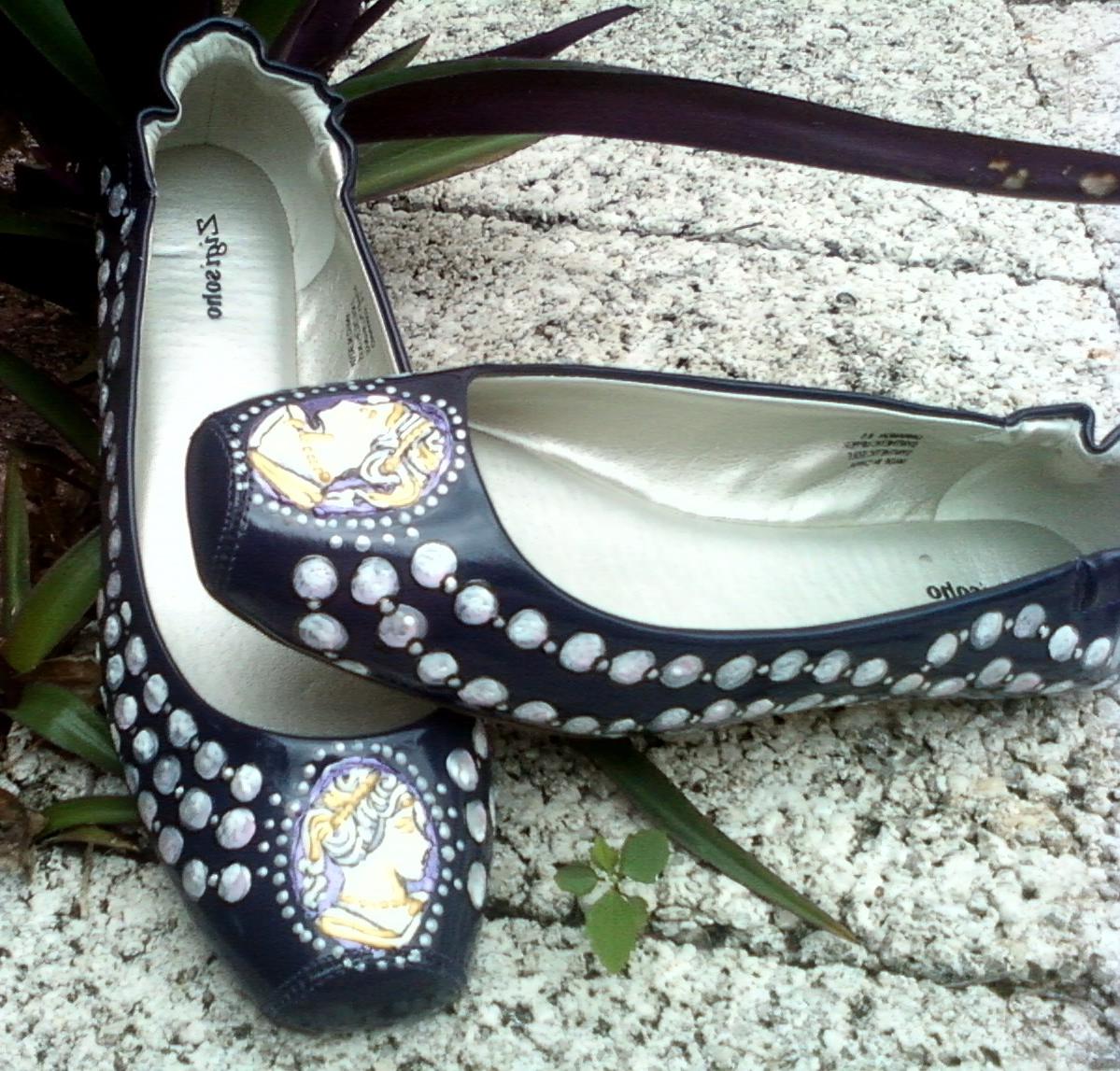 Wedding Shoes Cameos and Pearls painted colored flats. From norakaren