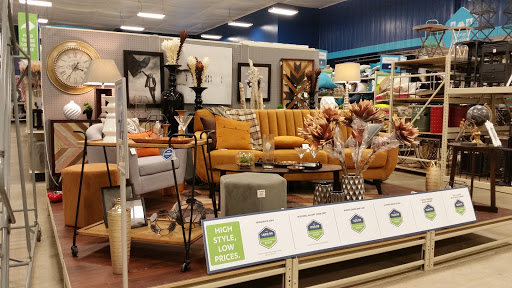 Home Goods Store «At Home», reviews and photos, 2000 Casteel Dr, Coraopolis, PA 15108, USA
