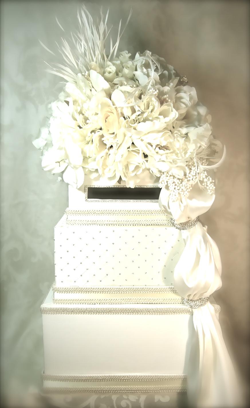 Box 252     Cream     Wedding Card