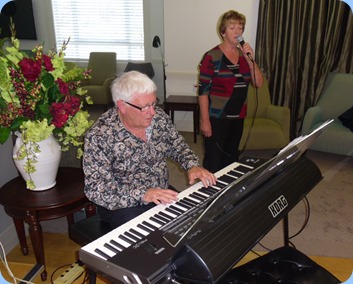 Rod Moffat playing his Korg Pa3X 76 note version with Nelleke Moffat providing the vocals.