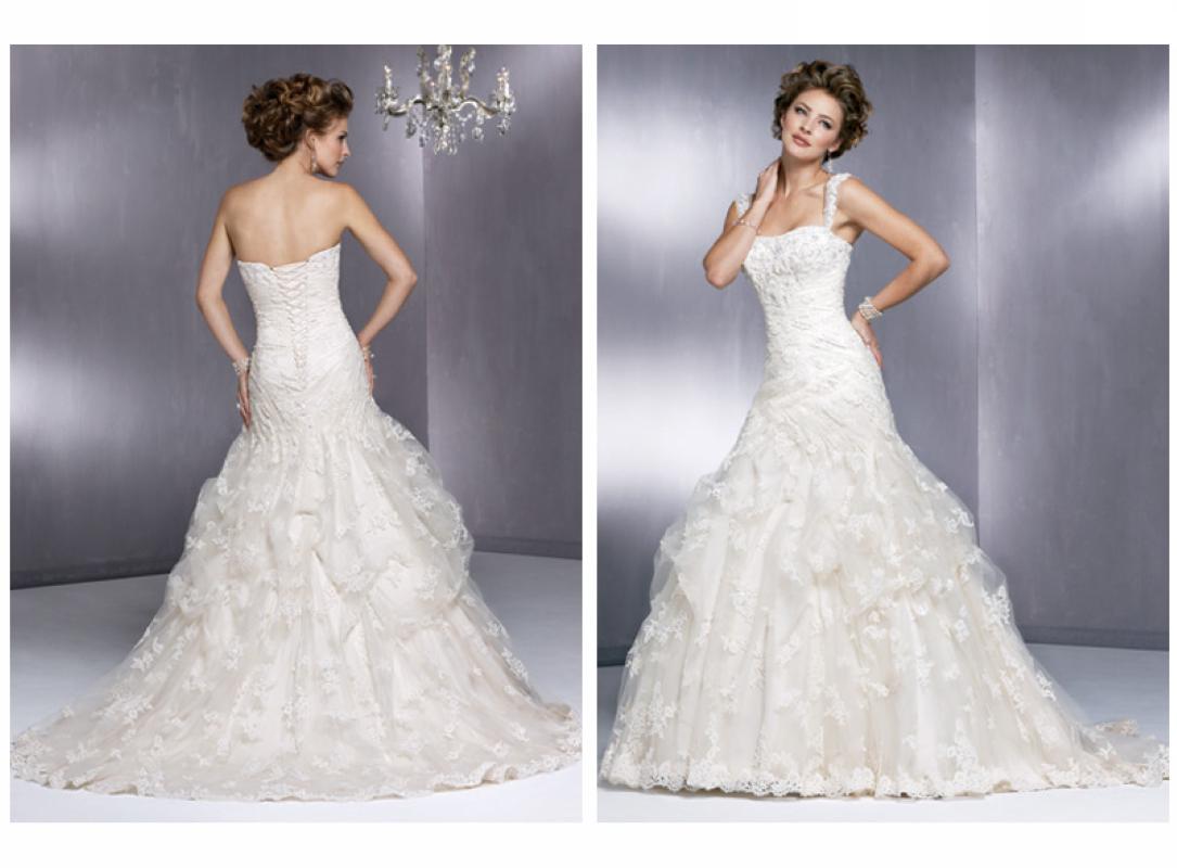 A-Line Lace Wedding Gowns