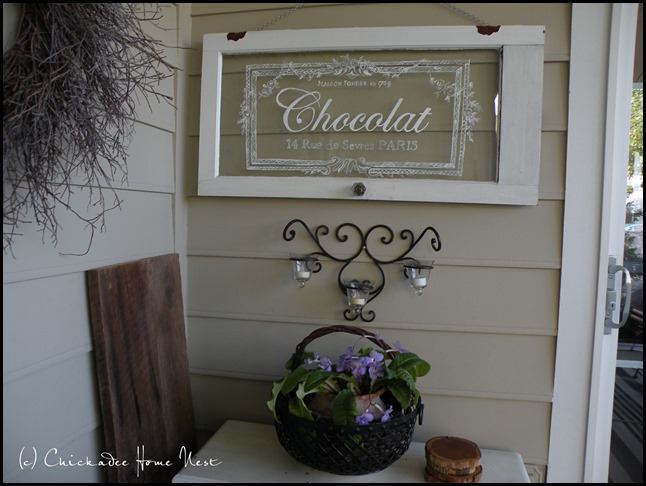 Screened Porch, Chickadee Home Nest