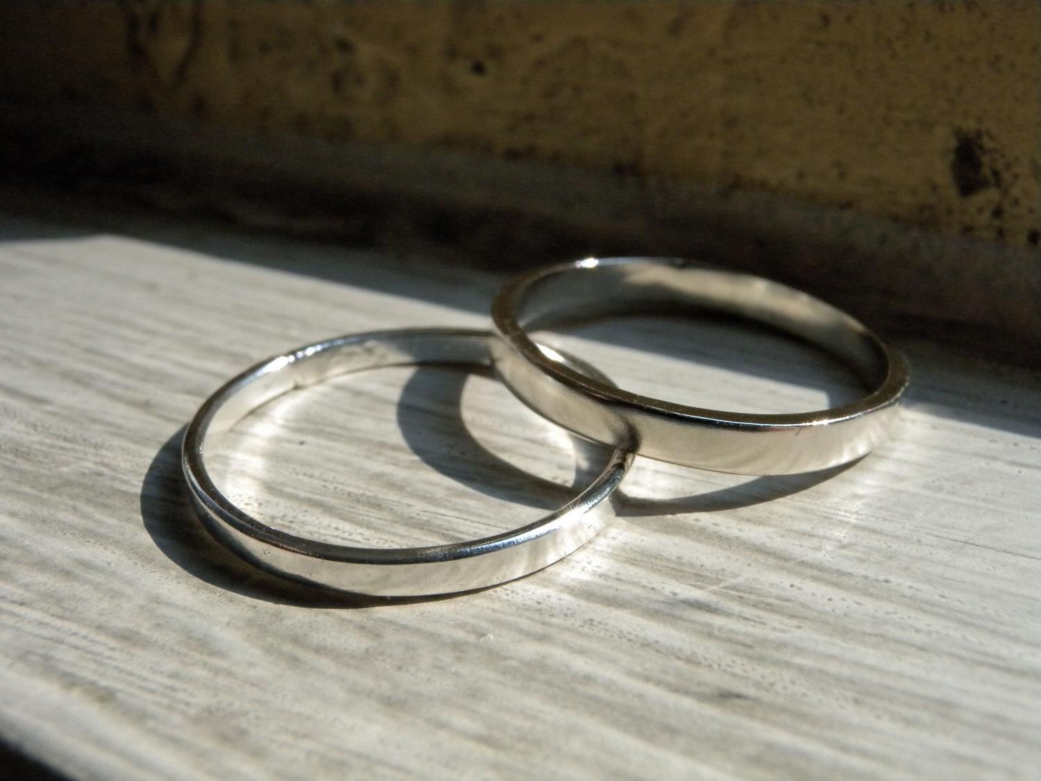 Modern Wedding Band Set - includes skinny 2 rings in shining finish