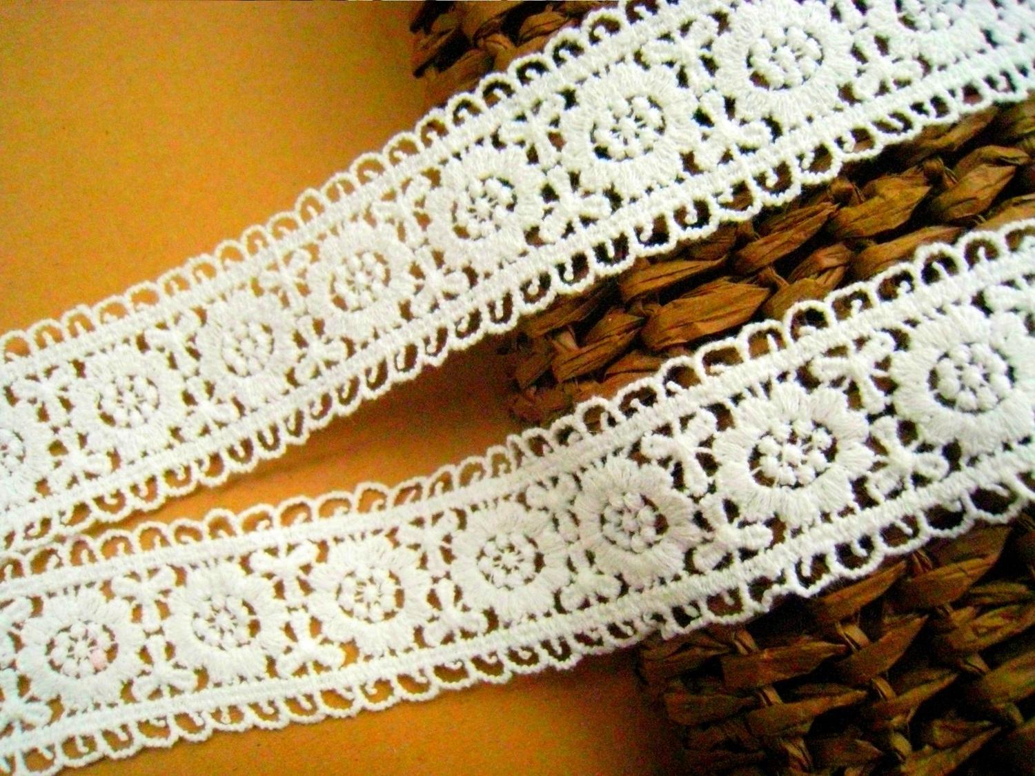 2 Yards Lovely Ivory Flowers Cotton Lace For Dress making, Wedding Supplies