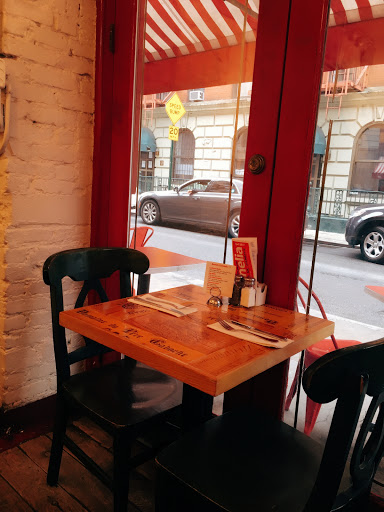 American Restaurant «The Cornelia Street Cafe», reviews and photos, 29 Cornelia St, New York, NY 10014, USA