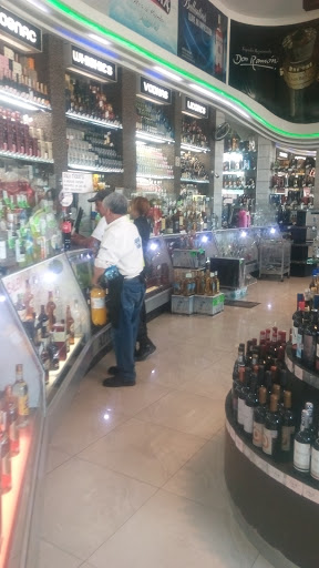 Bodegas Alianza, Avenida Carmelo Pérez 550, Benito Juárez, 57000 Nezahualcóyotl, Méx., México, Tienda de bebidas alcohólicas | EDOMEX