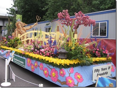 IMG_6291 Fifty Years of Friendship Grand Floral Parade Float in Portland, Oregon on June 7, 2009