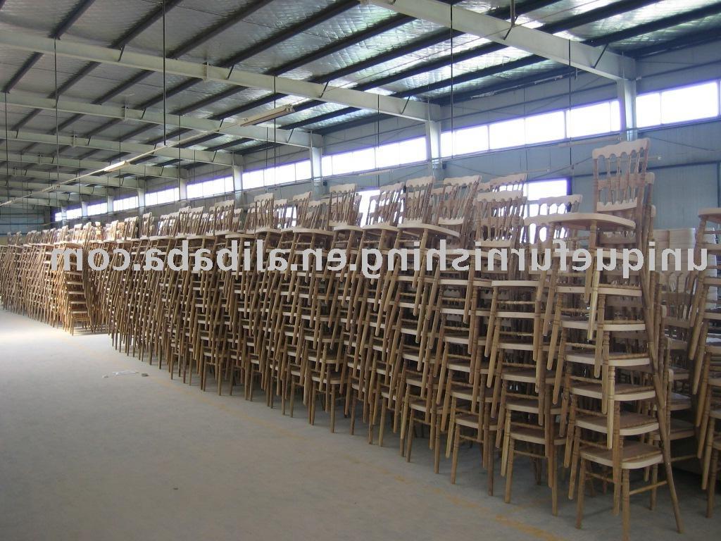 Stacking Chiavari chair