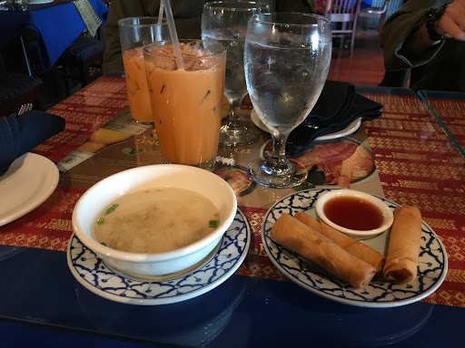 Restaurant «Rouen Thai Restaurant», reviews and photos, 3324 W Gandy Blvd, Tampa, FL 33611, USA