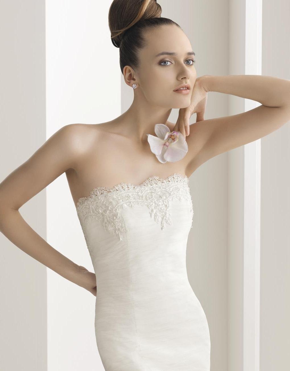 2011 NEW STYLE HY2318 gorgeous strapless lace wedding gown